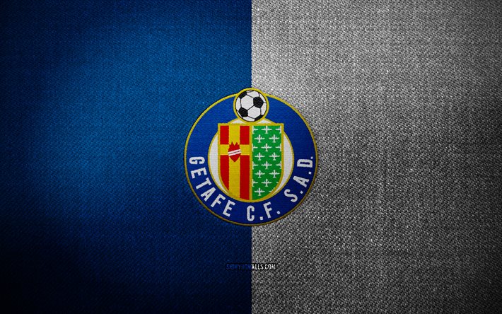 ヘタフェ cf バッジ, 4k, 青白い布の背景, ラ・リーガ, ヘタフェcfのロゴ, ヘタフェcfのエンブレム, スポーツのロゴ, ヘタフェcfの旗, スペインのサッカークラブ, ヘタフェcf, サッカー, フットボール, ヘタフェ fc