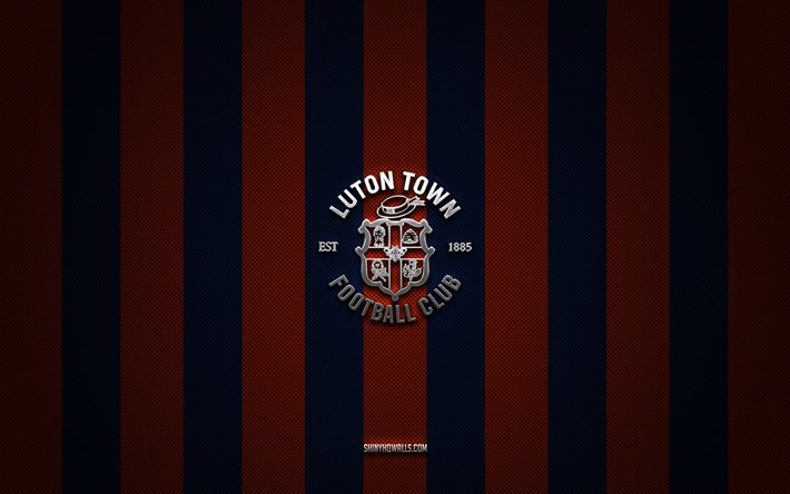 logo du luton town fc, club de football anglais, championnat efl, fond de carbone orange bleu, emblème du luton town fc, football, luton town fc, angleterre, logo en métal argenté du luton town fc
