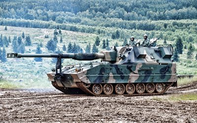 AHS Krab, Polish self-propelled howitzer, NATO, Polish Land Forces, Ukrainian Ground Forces, howitzer, Krab, modern armored vehicles
