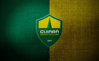 クイアバ ec バッジ, 4k, 緑黄色の布の背景, ブラジルのセリエ a, クイアバ ec ロゴ, クイアバ ec エンブレム, スポーツのロゴ, ブラジルのサッカークラブ, クイアバ ec, サッカー, フットボール, クイアバ fc