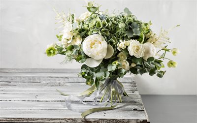 ramo de rosas blancas, hermosas flores blancas, ramo sobre la mesa, rosas blancas, fondo con rosas, ramo de rosas, ramo de novia, rosas