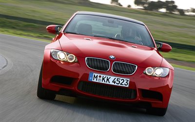 bmw m3 coupe, 4k, vista frontal, carros de 2008, e92, faróis, ue-especificações, red bmw m3 coupe, bmw e92, 2008 bmw m3 coupe, bmw m3 coupe e92, carros alemãos, bmw