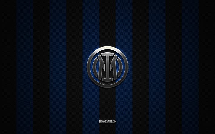 logo dell inter, squadra di calcio italiana, internazionale, serie a, sfondo blu carbone bianco, stemma dell inter, calcio, inter, italia, logo in metallo argentato dell inter