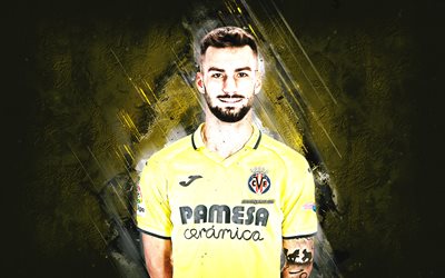 Alex Baena, Villarreal CF, Spanish soccer player, midfielder, portrait, yellow stone background, football, La Liga, Spain