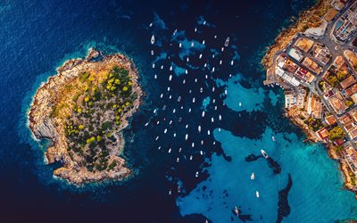 マヨルカ島, 4k, 空撮, ベイ, ヨット, 海, 海岸, 美しい自然, スペイン, 夏の旅行, ヨーロッパ