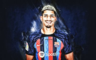 ronald araujo, fc barcelona, ​​porträt, uruguayischer fußballspieler, porträt, blauer steinhintergrund, la liga, spanien