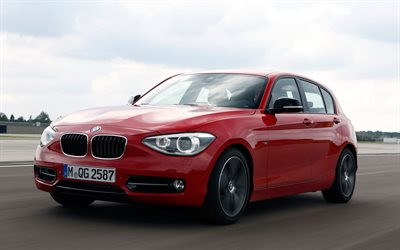 BMW 1 Series, 4k, motion blur, 2015 cars, F20, Red BMW 1 Series, 2015 BMW 1 Series, BMW F20, german cars, BMW